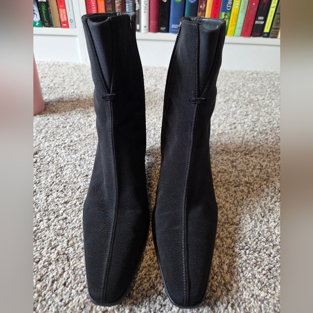 Stuart Weitzman Gore-Tex Black Heeled Boots 7.5 - Picture 11 of 16
